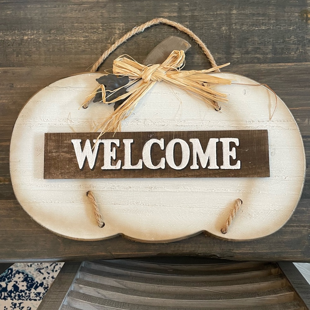 Rustic Farmhouse -  Fall Welcome Sign Pumpkin Shape